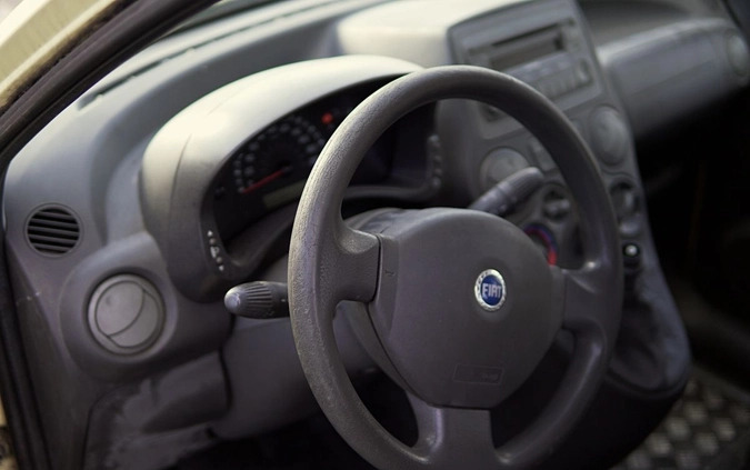 Fiat Panda cena 8500 przebieg: 143400, rok produkcji 2005 z Brodnica małe 22